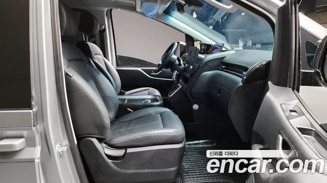 Hyundai Staria L3.5 Cargo 5-Seater Modern 2024 — фото 10