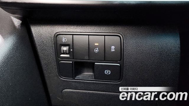Hyundai Staria L3.5 Cargo 5-Seater Modern 2024 — фото 13
