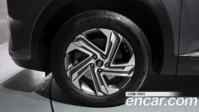 Hyundai Santa Fe Gasoline 2.5T 2WD Prestige 2021 — фото 5