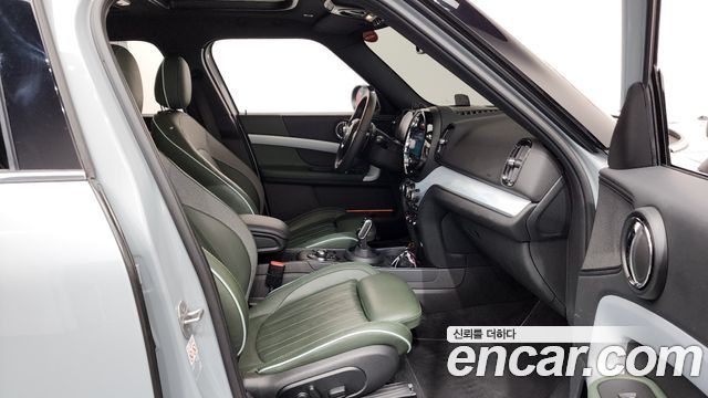 MINI Cooper S Countryman ALL4 Untamed Edition 2nd Gen 2023 — фото 11