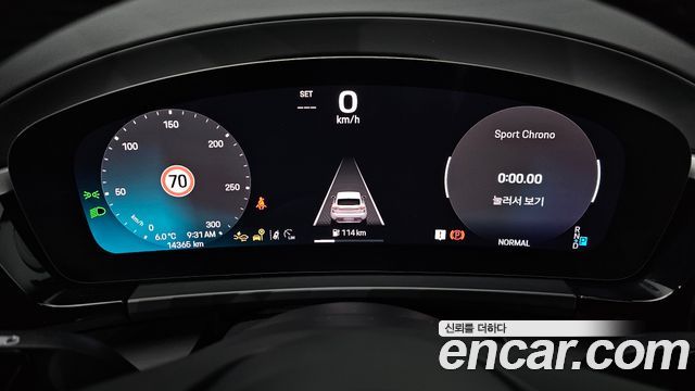 Porsche Macan EV Base 4 2025 — фото 8
