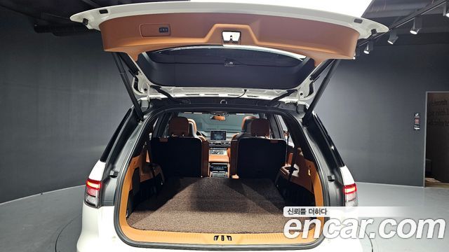 Lincoln Aviator (II) 3.0 Black Label AWD 2020 — фото 20