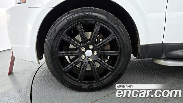 Land Rover Range Rover Sport 3.0 SDV6 2013 — фото 5