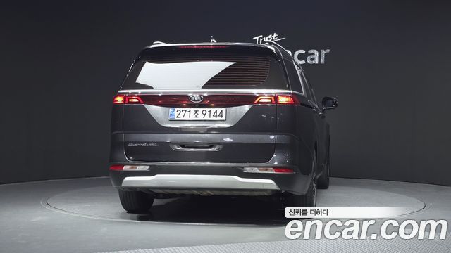 Kia Carnival (IV) Diesel 9-Seater Prestige 2021 — фото 4