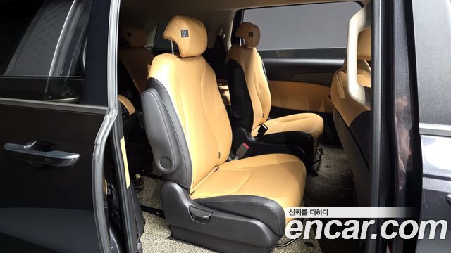 Kia Carnival (IV) Diesel 9-Seater Prestige 2021 — фото 12