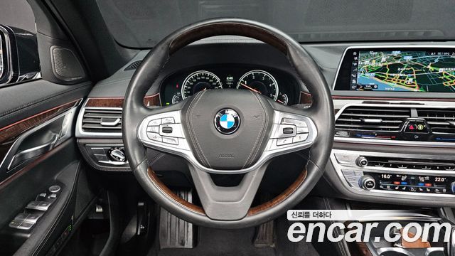 BMW 7 Series (G11) 730d xDrive 2016 — фото 17