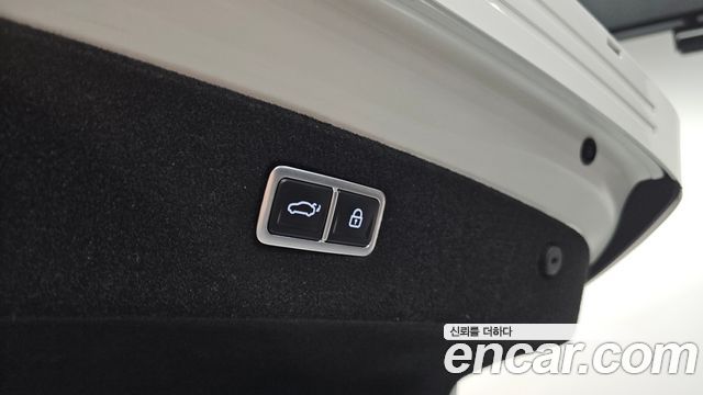 Genesis G90 (RS4) Gasoline 3.5 Turbo AWD 2023 — фото 20
