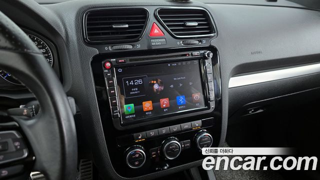 Volkswagen Scirocco 2.0 TSI R 2013 — фото 14