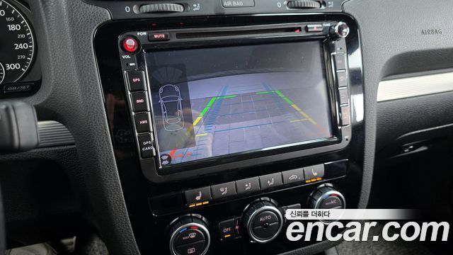 Volkswagen Scirocco 2.0 TSI R 2013 — фото 15