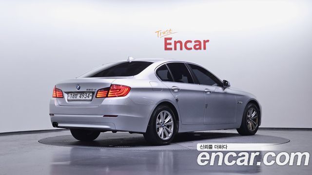 BMW 5 Series (F10) 520d 2011 — фото 2