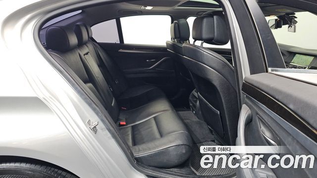 BMW 5 Series (F10) 520d 2011 — фото 12