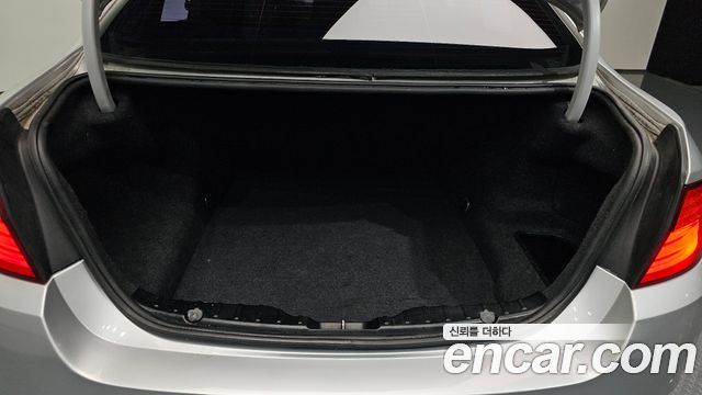 BMW 5 Series (F10) 520d 2011 — фото 20