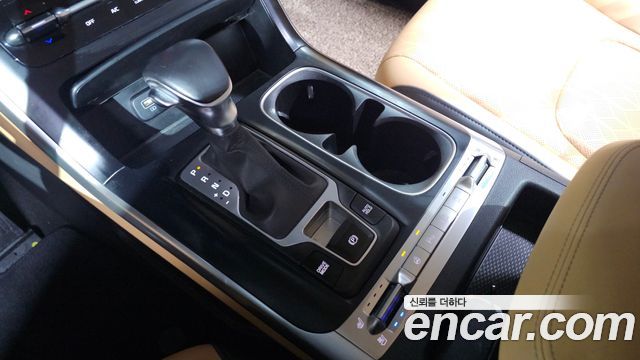 Kia Carnival (IV) Diesel 9-Seater Prestige 2022 — фото 9