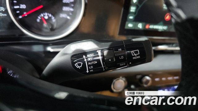 Kia Carnival (IV) Diesel 9-Seater Prestige 2022 — фото 15