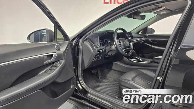 Hyundai Sonata Hybrid (DN8) Premium Family 2021 — фото 10