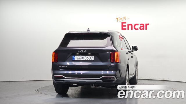 Kia Sorento (IV) Gasoline 2.5T 2WD Noblesse 2023 — фото 4