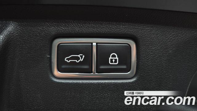 Kia Sorento (IV) Gasoline 2.5T 2WD Noblesse 2023 — фото 20