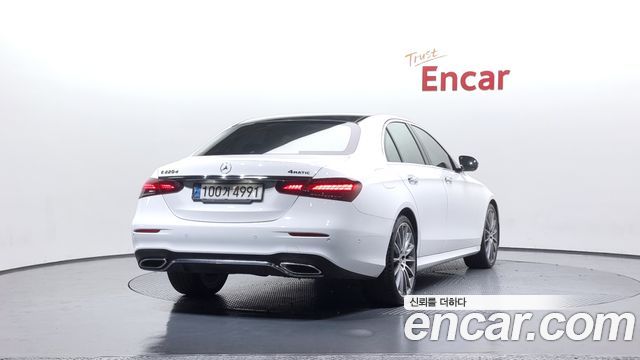 Mercedes-Benz E-Class (W213) E220d 4MATIC AMG Line 2021 — фото 2
