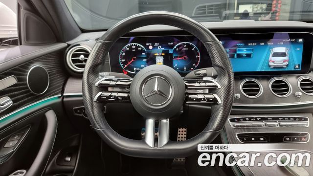 Mercedes-Benz E-Class (W213) E220d 4MATIC AMG Line 2021 — фото 13