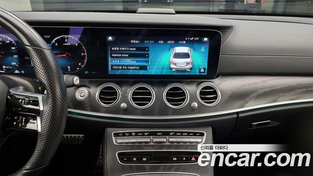 Mercedes-Benz E-Class (W213) E220d 4MATIC AMG Line 2021 — фото 14