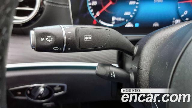Mercedes-Benz E-Class (W213) E220d 4MATIC AMG Line 2021 — фото 17
