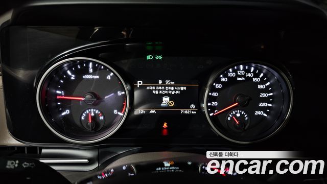 Kia Carnival (IV) Diesel 9-Seater Prestige 2022 — фото 8