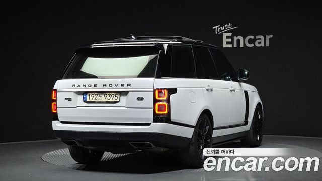 Land Rover Range Rover (IV) D350 Vogue SE Disel 2021 — фото 2