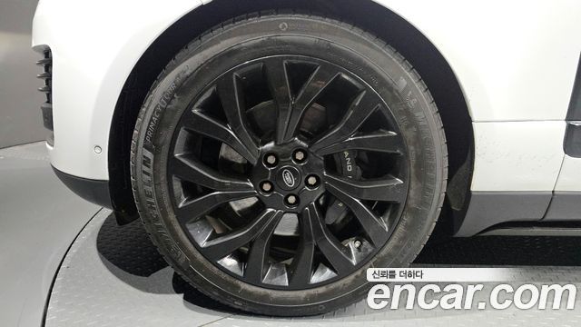 Land Rover Range Rover (IV) D350 Vogue SE Disel 2021 — фото 5
