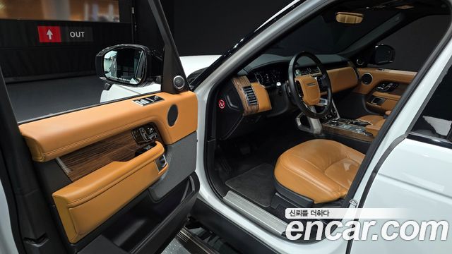 Land Rover Range Rover (IV) D350 Vogue SE Disel 2021 — фото 10