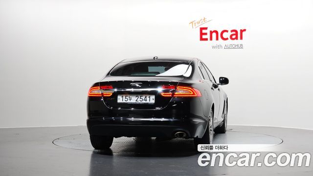 Jaguar XF 2.2D Luxury X250 2012 — фото 4