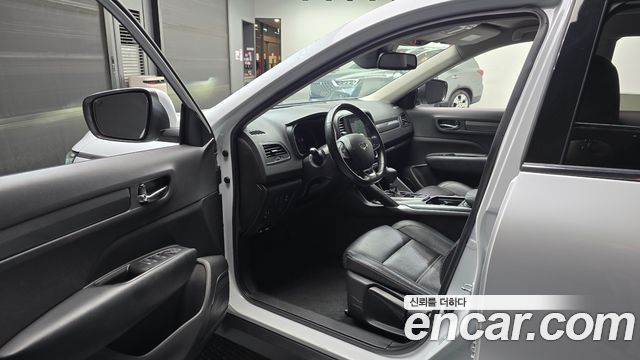 Renault Korea QM6 2.0 GDe LE Signature 2WD 2023 — фото 10