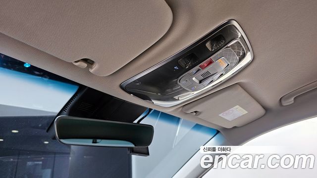 Genesis GV70 2.5T Gasoline AWD 2022 — фото 17