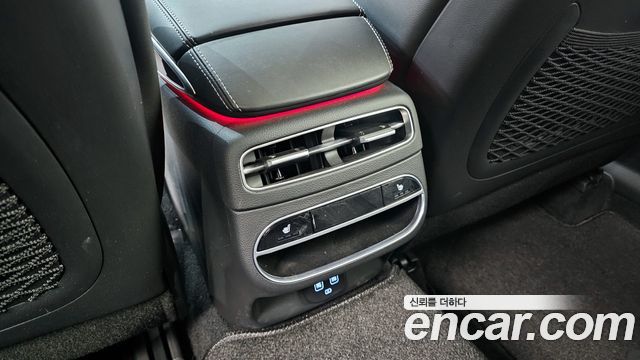 Genesis GV70 2.5T Gasoline AWD 2022 — фото 18