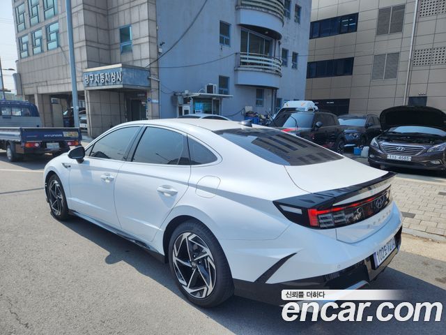 Hyundai Sonata The Edge (DN8) 1.6 Turbo Exclusive 2025 — фото 15