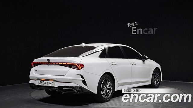 Kia K5 (III) 2.0 Noblesse 2021 — фото 2