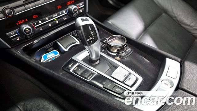 BMW 5 Series GT (F07) GT 2011 — фото 9