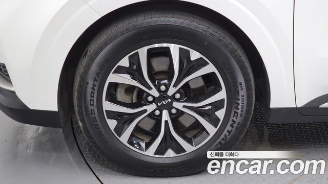 Kia Carnival (IV) Gasoline 9-Seater Noblesse 2023 — фото 5