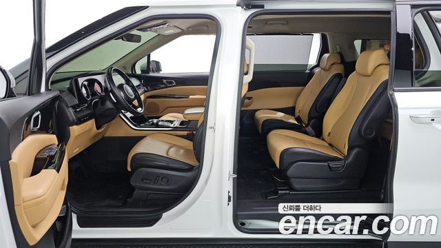 Kia Carnival (IV) Gasoline 9-Seater Noblesse 2023 — фото 18