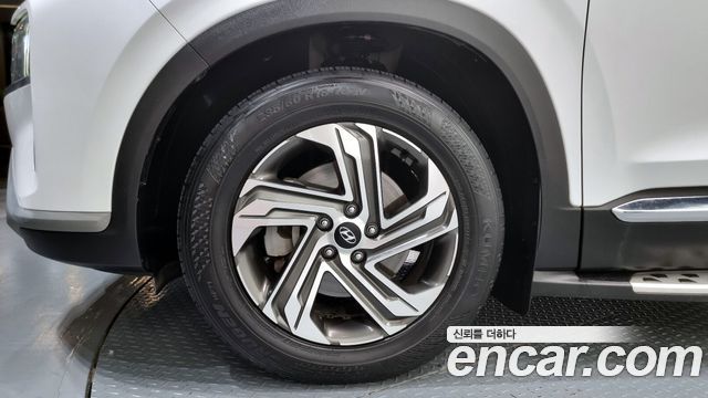 Hyundai Santa Fe Diesel 2.2 2WD Prestige 2021 — фото 5