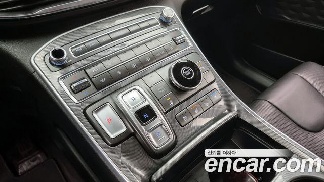 Hyundai Santa Fe Diesel 2.2 2WD Prestige 2021 — фото 9