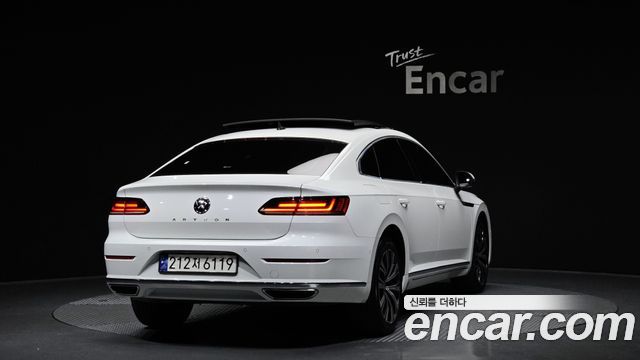 Volkswagen Arteon 2.0 TDI Premium 2019 — фото 2
