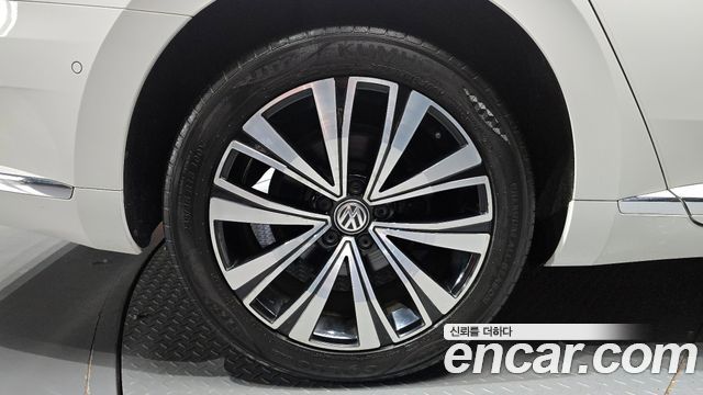 Volkswagen Arteon 2.0 TDI Premium 2019 — фото 5
