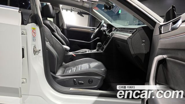 Volkswagen Arteon 2.0 TDI Premium 2019 — фото 11