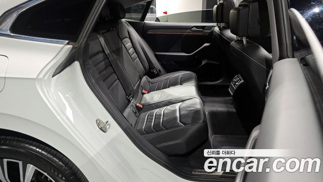 Volkswagen Arteon 2.0 TDI Premium 2019 — фото 12