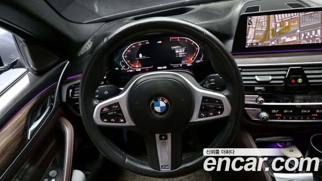 BMW 5 Series (G30) 520i M Sport 2020 — фото 13
