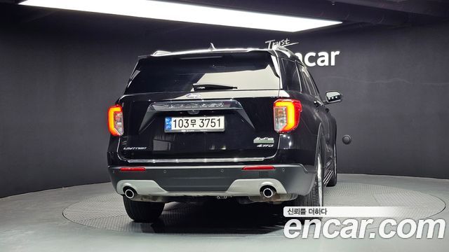 Ford Explorer (VI) 2.3 LimIted 4WD 2022 — фото 4