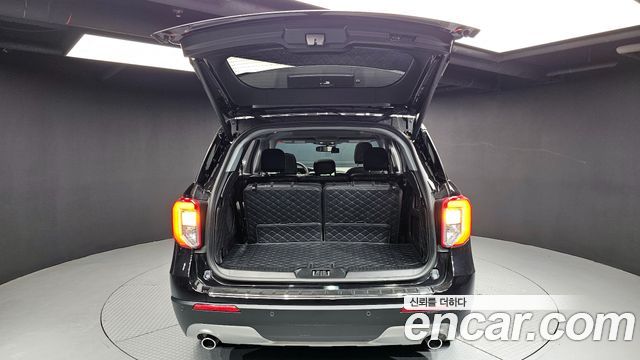 Ford Explorer (VI) 2.3 LimIted 4WD 2022 — фото 20