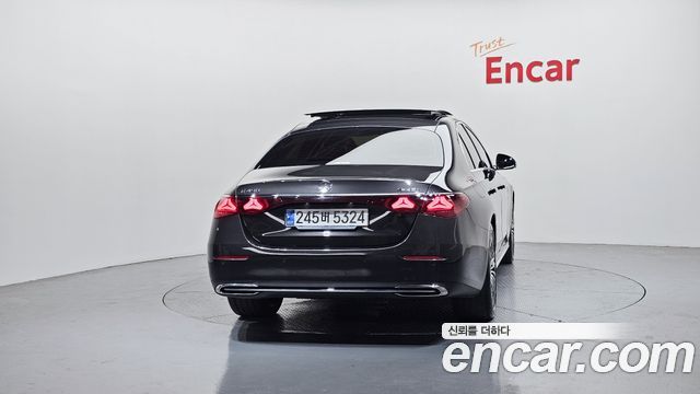 Mercedes-Benz E-Class (W214) E450 4MATIC Exclusive 2024 — фото 4