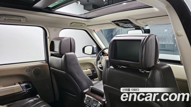 Land Rover Range Rover (IV) 5.0 SC Vogue SE 2016 — фото 18