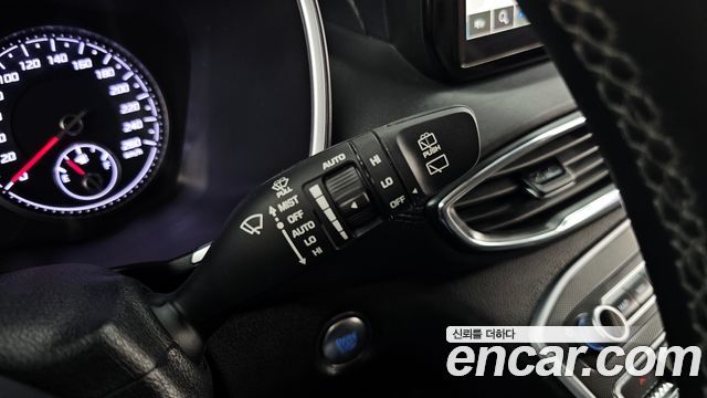 Hyundai Santa Fe Diesel 2.2 4WD Exclusive 2023 — фото 18